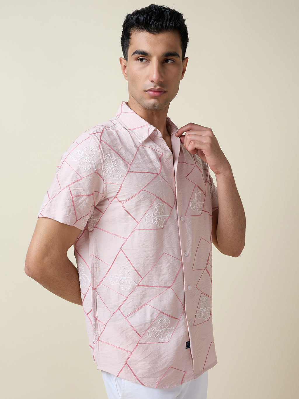 Thomas Scott Men Pink Short Sleeves Spread Collar Slim Fit Embroidered Shirt