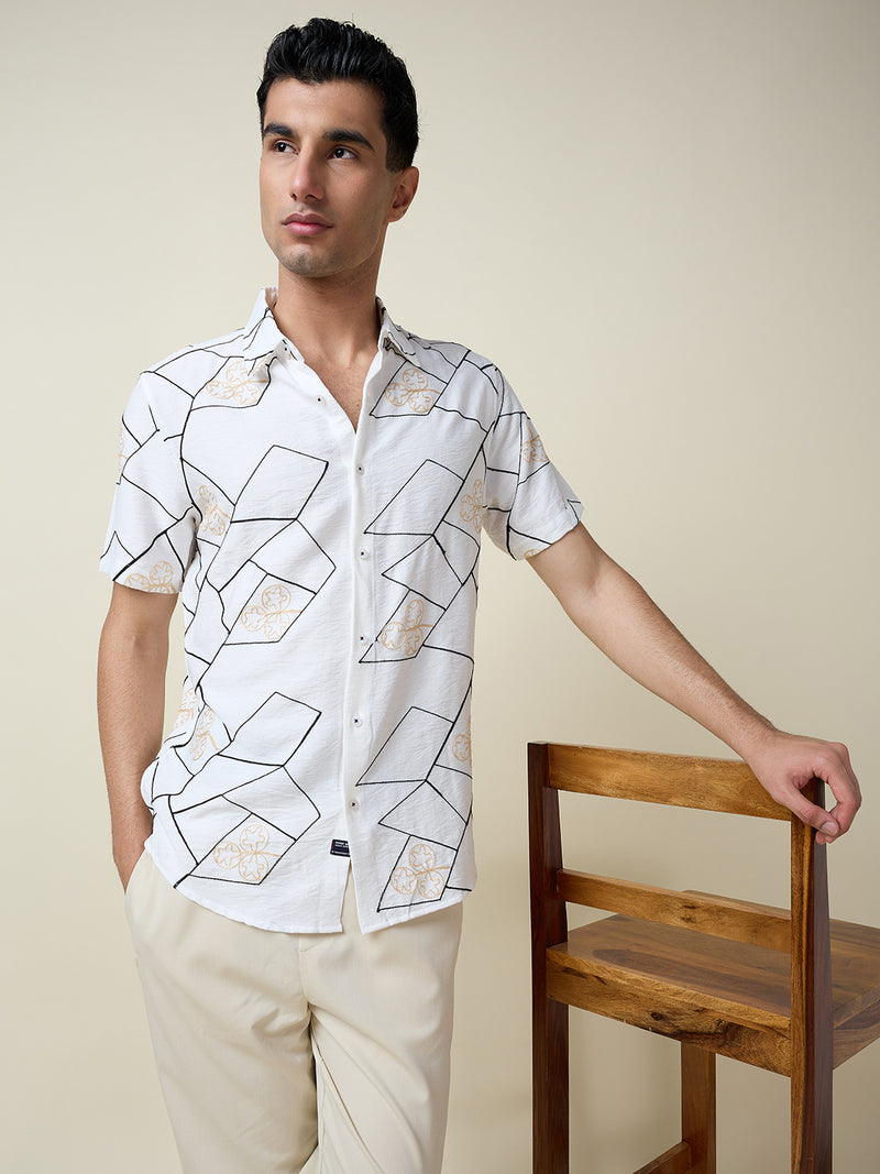 Thomas Scott Men White Short Sleeves Spread Collar Slim Fit Embroidered Shirt