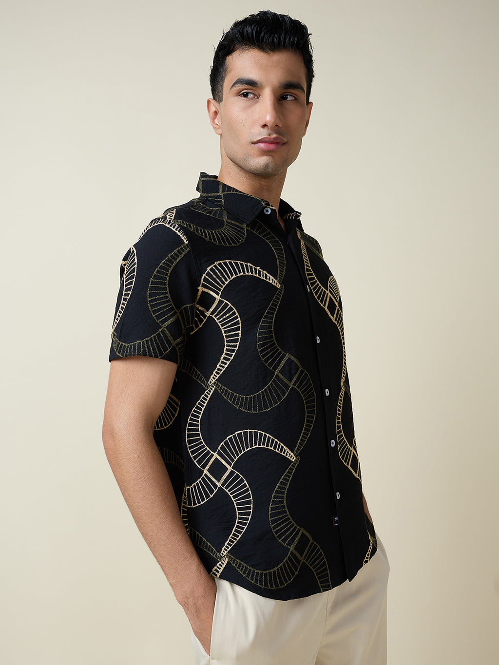 Thomas Scott Men Black Short Sleeves Spread Collar Slim Fit Embroidered Shirt