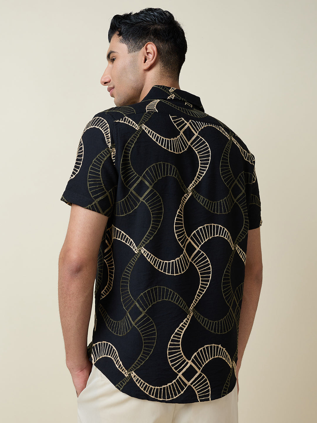 Thomas Scott Men Black Short Sleeves Spread Collar Slim Fit Embroidered Shirt