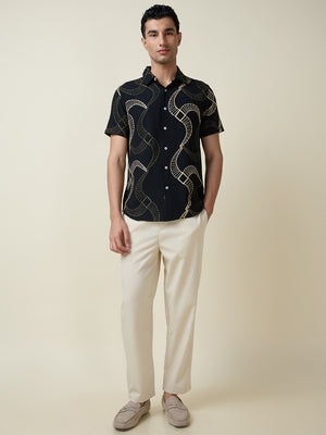 Thomas Scott Men Black Short Sleeves Spread Collar Slim Fit Embroidered Shirt