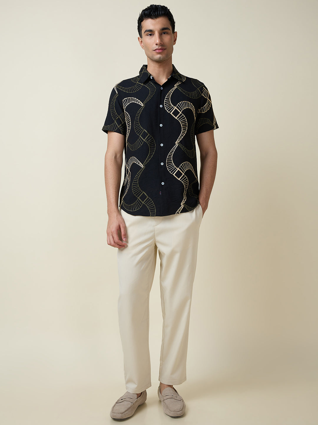 Thomas Scott Men Black Short Sleeves Spread Collar Slim Fit Embroidered Shirt