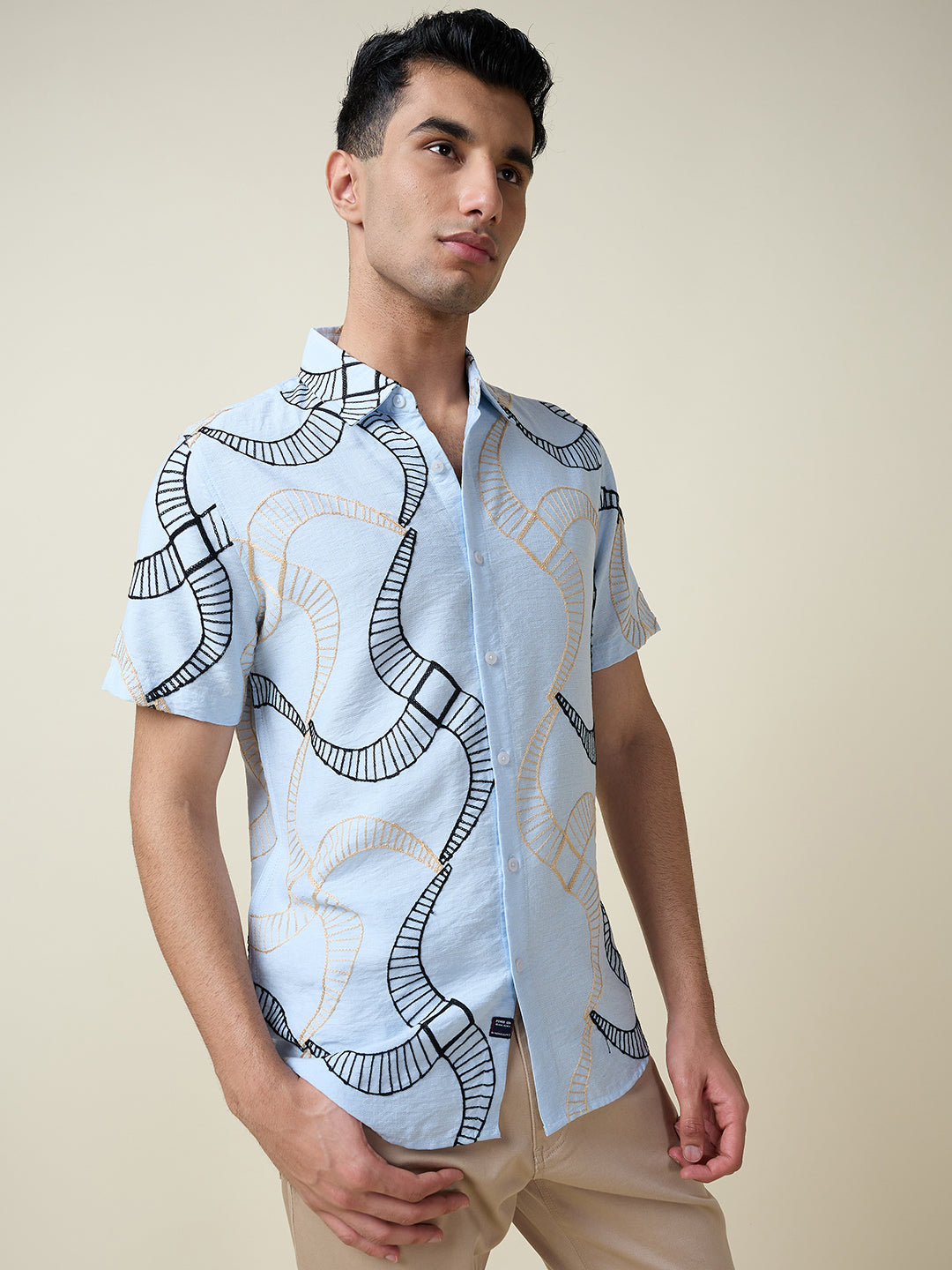 Thomas Scott Men Blue Short Sleeves Spread Collar Slim Fit Embroidered Shirt