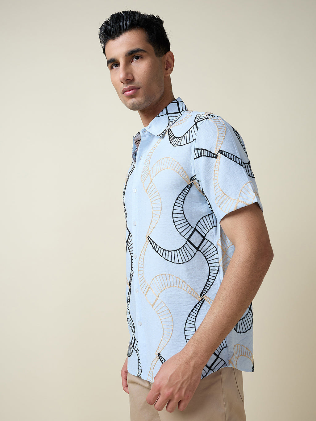 Thomas Scott Men Blue Short Sleeves Spread Collar Slim Fit Embroidered Shirt