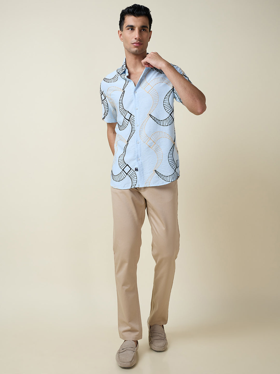 Thomas Scott Men Blue Short Sleeves Spread Collar Slim Fit Embroidered Shirt
