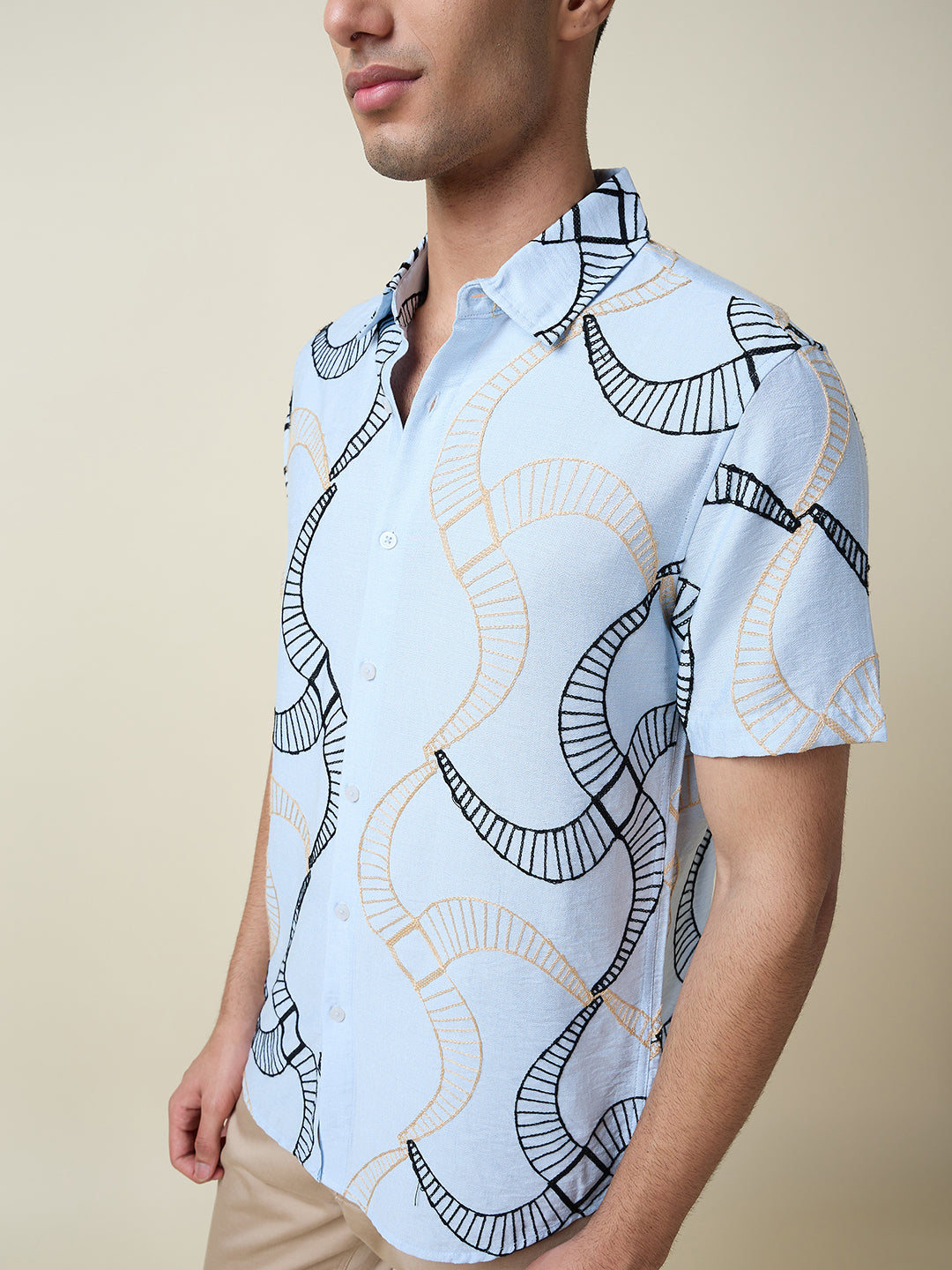 Thomas Scott Men Blue Short Sleeves Spread Collar Slim Fit Embroidered Shirt
