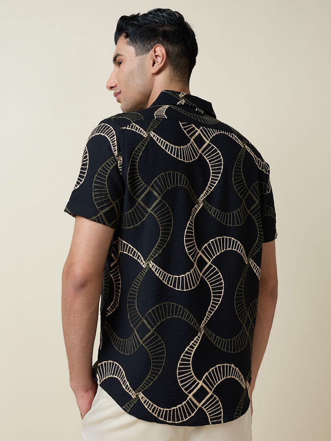 Black Short Sleeves Spread Collar Slim Fit Embroidered Shirt For Men