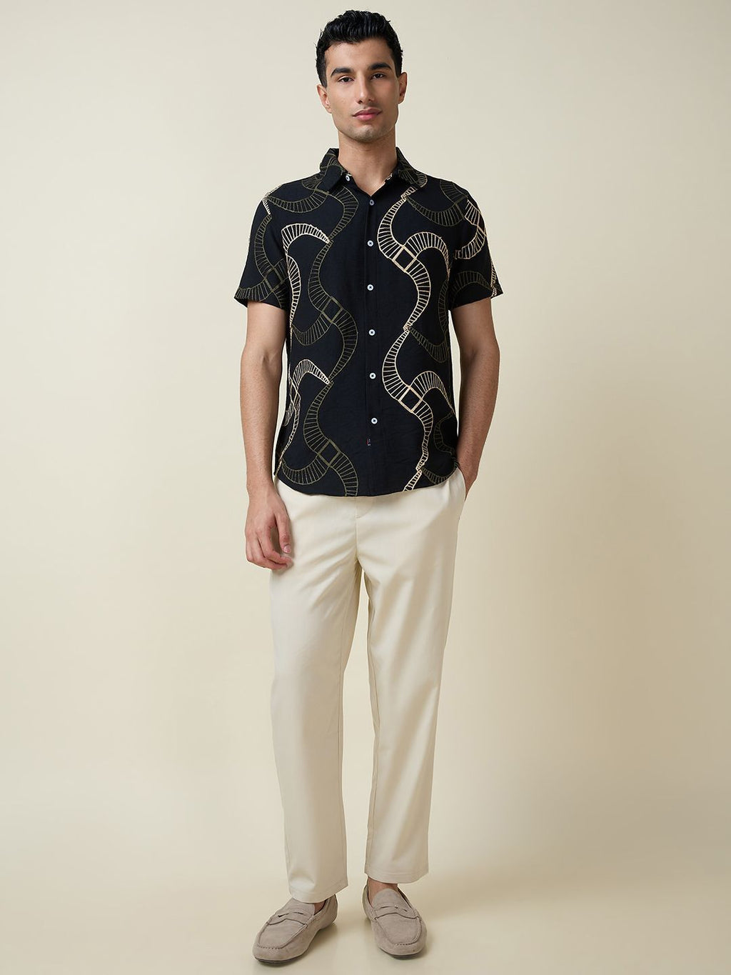 Black Short Sleeves Spread Collar Slim Fit Embroidered Shirt For Men