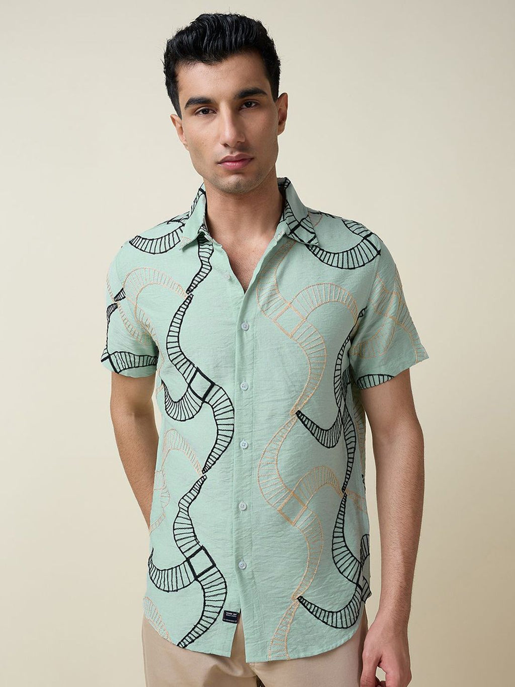 Green Short Sleeves Spread Collar Slim Fit Embroidered Shirt For Men