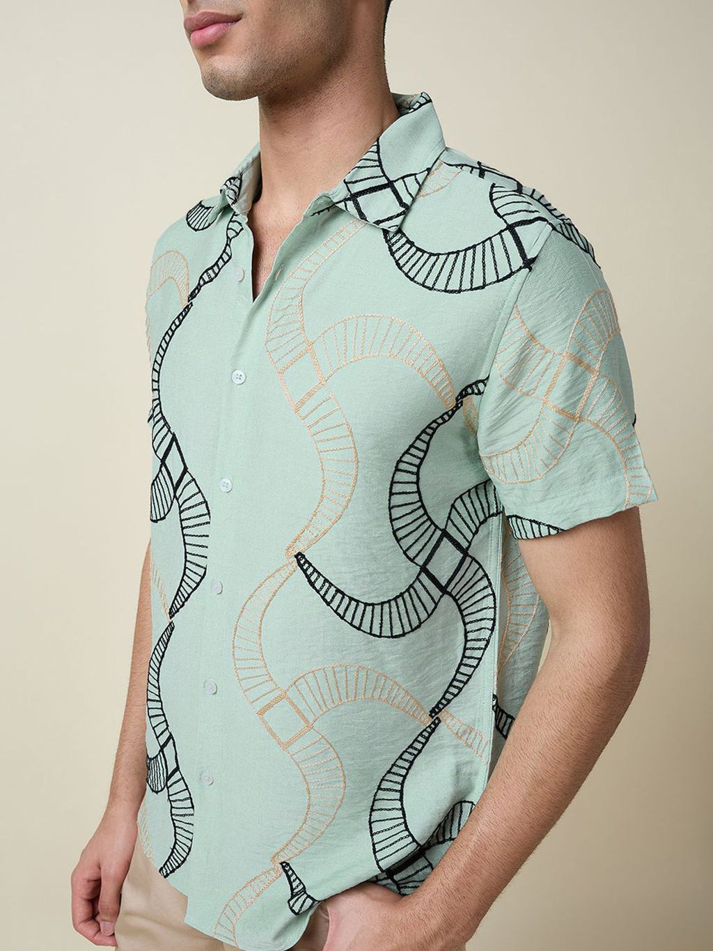 Green Short Sleeves Spread Collar Slim Fit Embroidered Shirt For Men