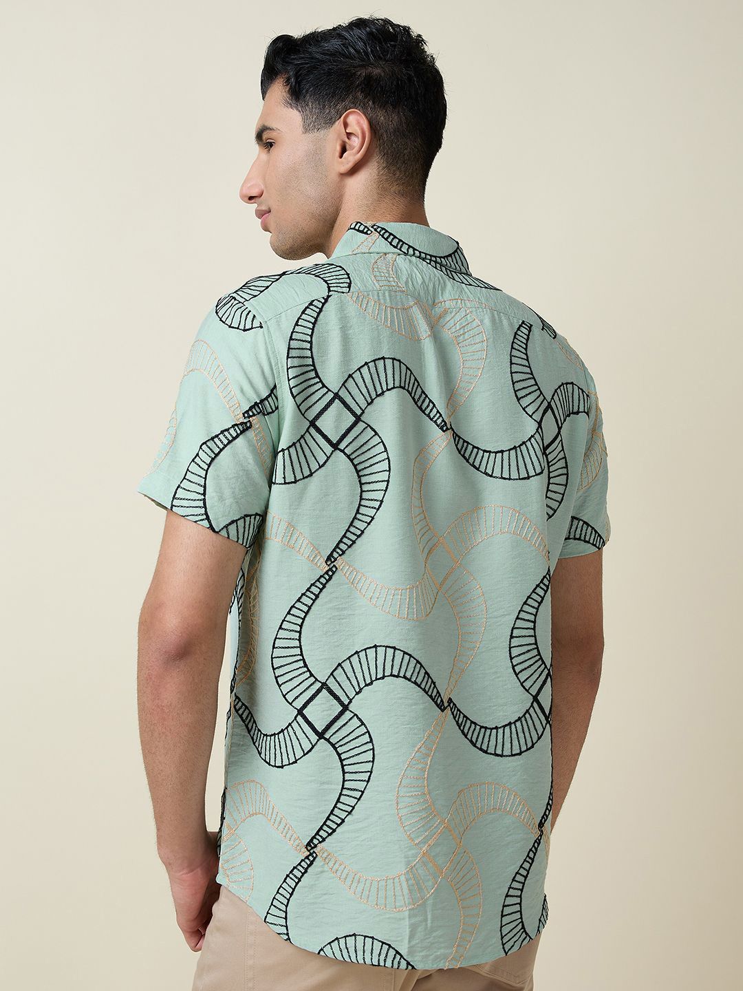 Green Short Sleeves Spread Collar Slim Fit Embroidered Shirt For Men