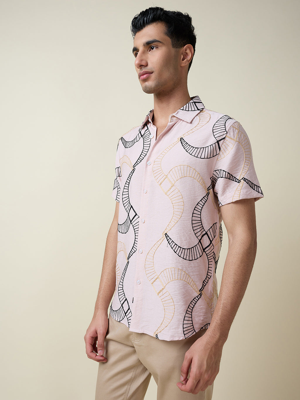 Thomas Scott Men Pink Short Sleeves Spread Collar Slim Fit Embroidered Shirt