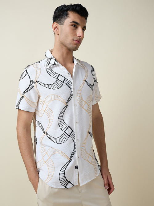 Thomas Scott Men White Short Sleeves Spread Collar Slim Fit Embroidered Shirt