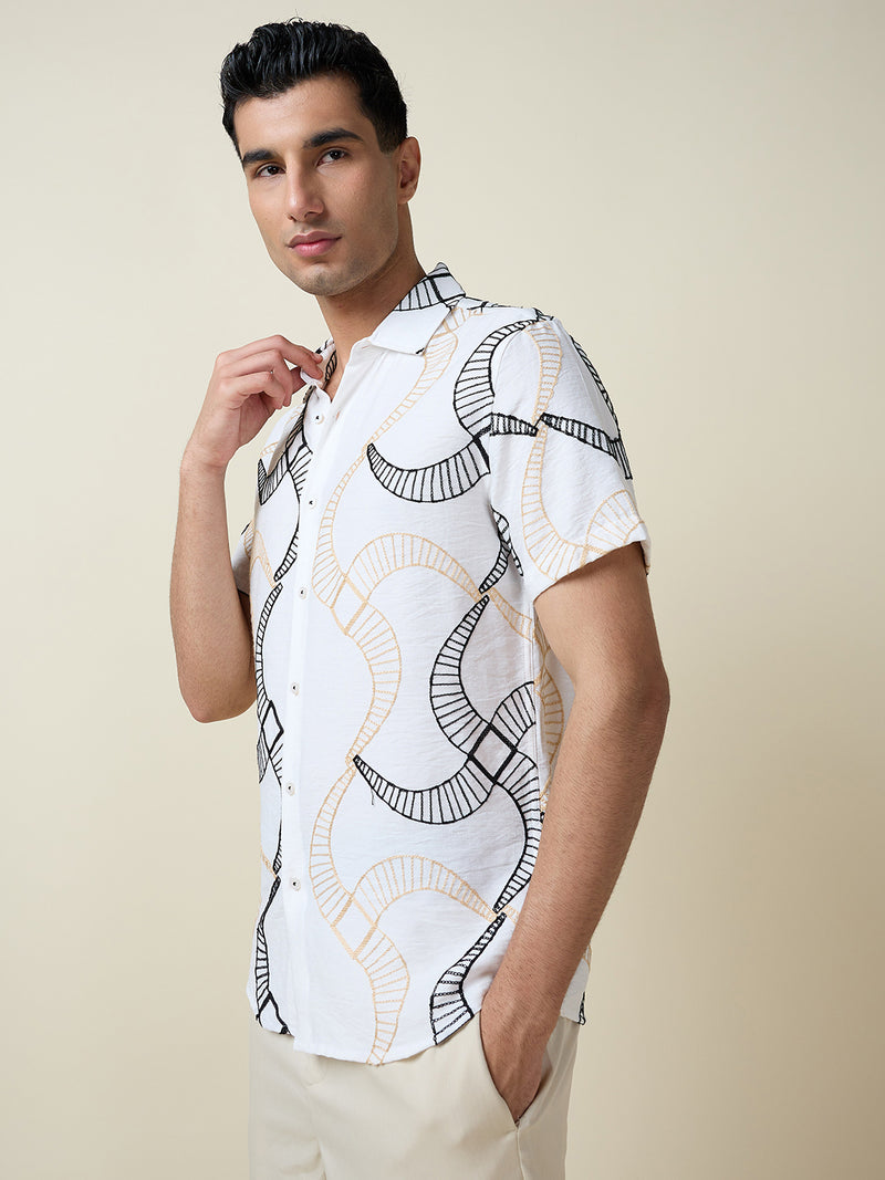 Thomas Scott Men White Short Sleeves Spread Collar Slim Fit Embroidered Shirt