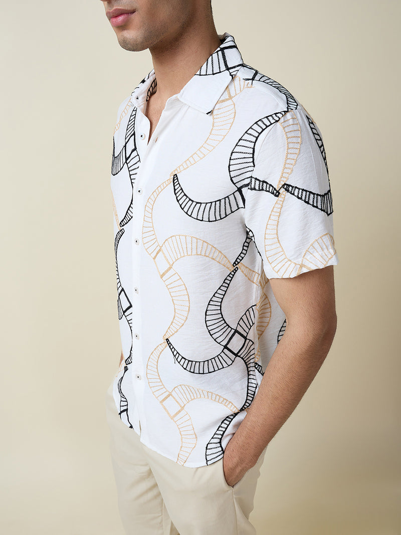 Thomas Scott Men White Short Sleeves Spread Collar Slim Fit Embroidered Shirt