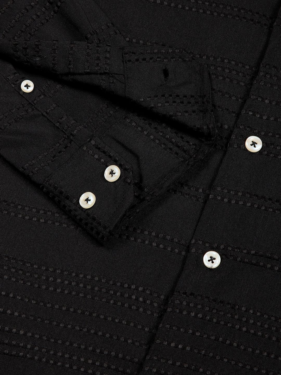 Black Slim Fit Cutaway Collar Long Sleeves Self Design Casual Shirt For Men