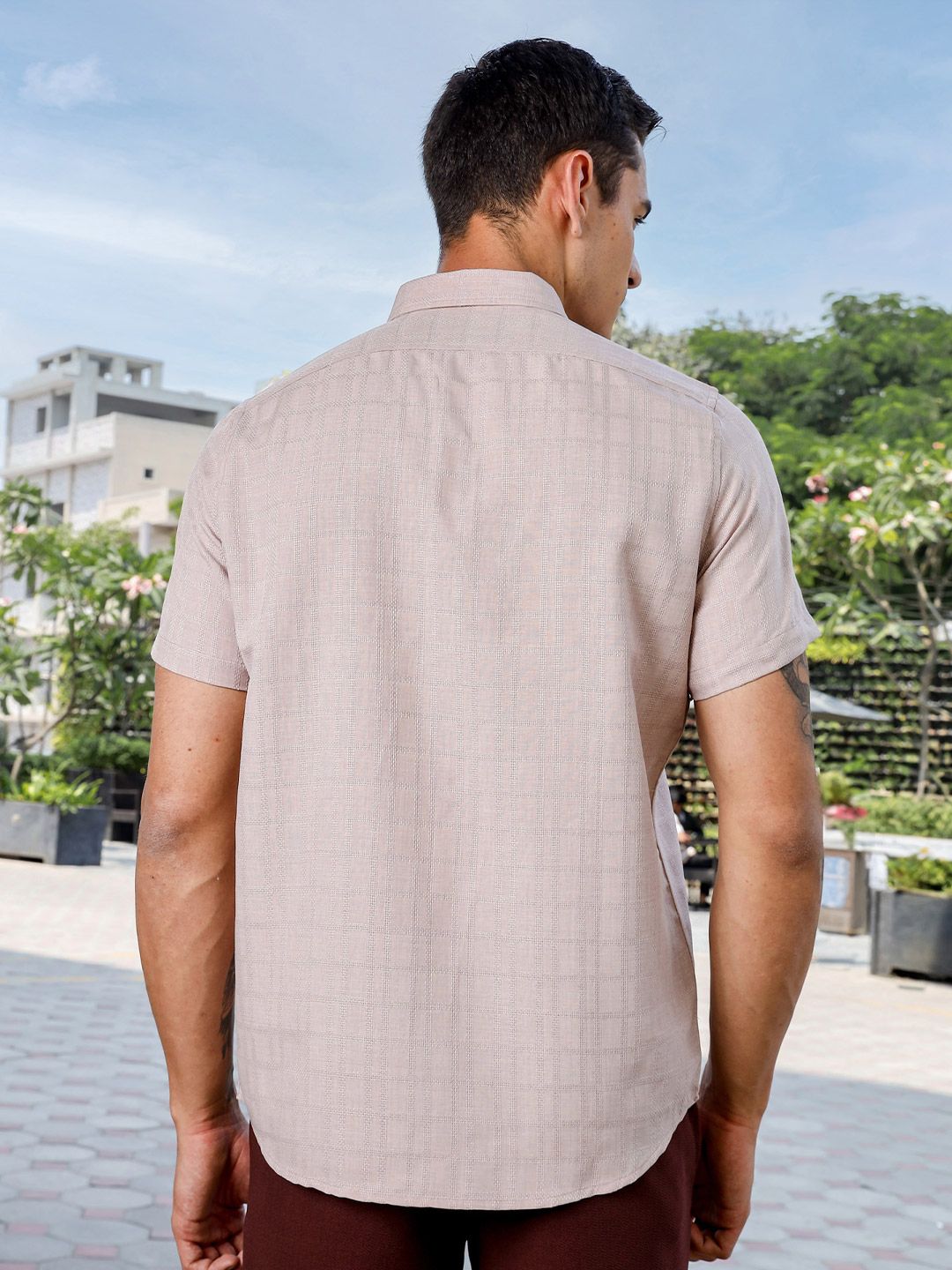 Pink Slim Fit Short Sleeves Windowpane Checks Woven Casual Shirt For Men