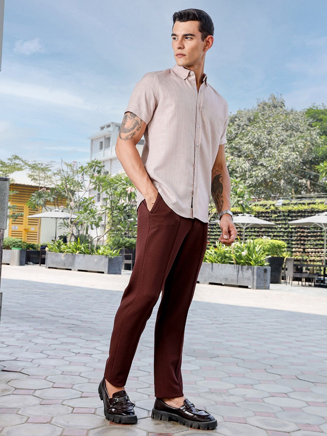 Pink Slim Fit Short Sleeves Windowpane Checks Woven Casual Shirt For Men