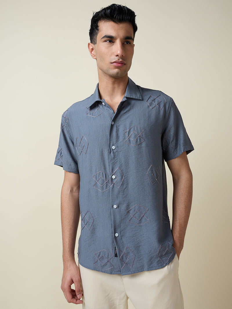 Thomas Scott Men Grey Short Sleeves Spread Collar Oversized Embroidered Shirt