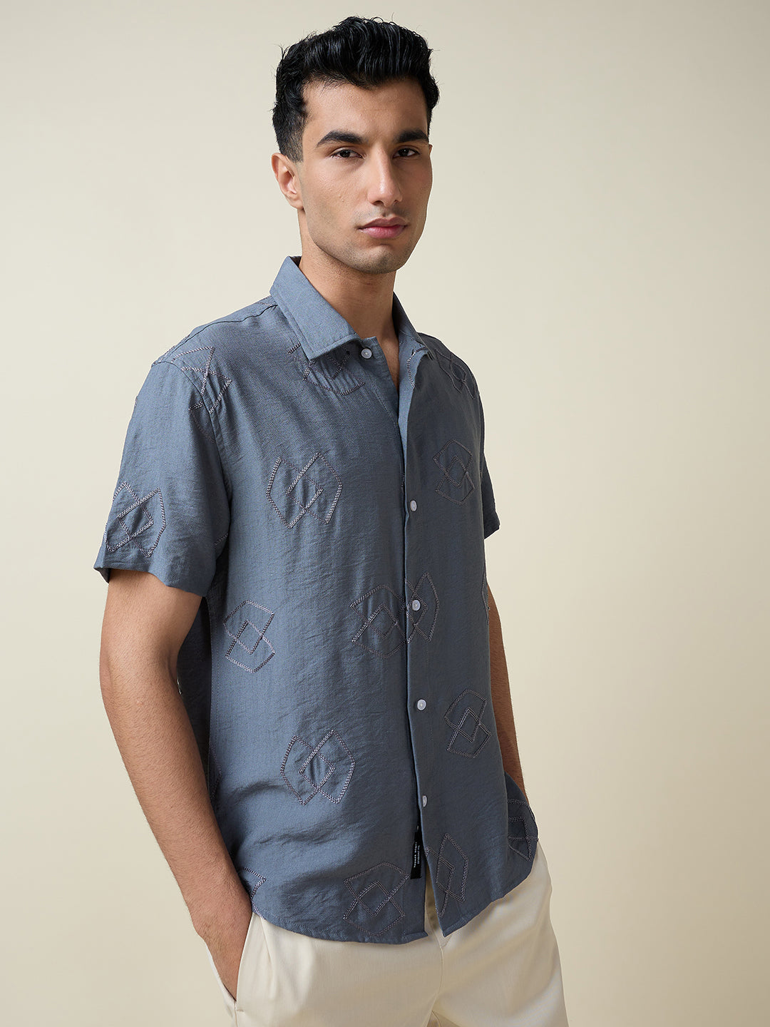 Thomas Scott Men Grey Short Sleeves Spread Collar Oversized Embroidered Shirt