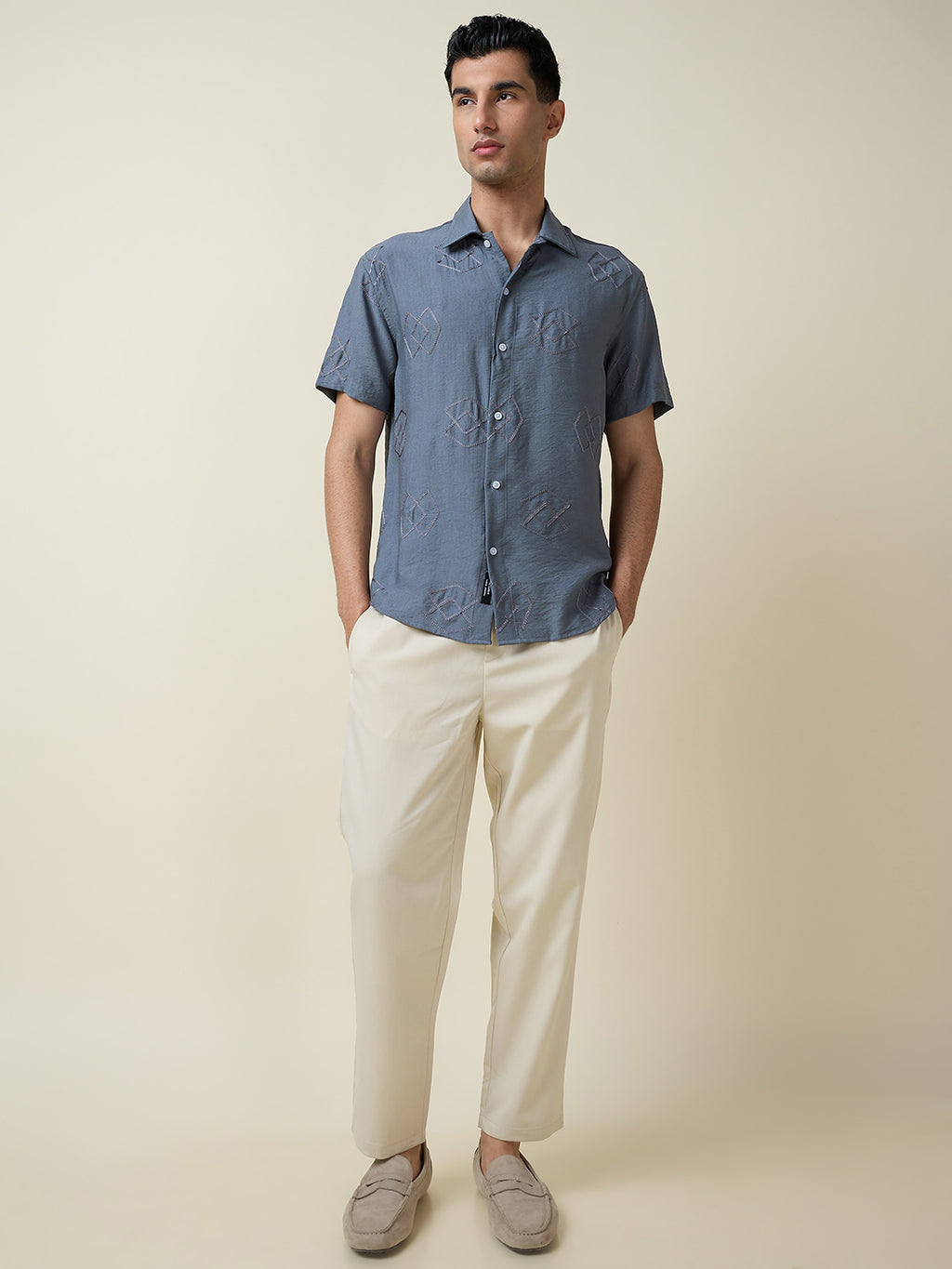 Thomas Scott Men Grey Short Sleeves Spread Collar Oversized Embroidered Shirt