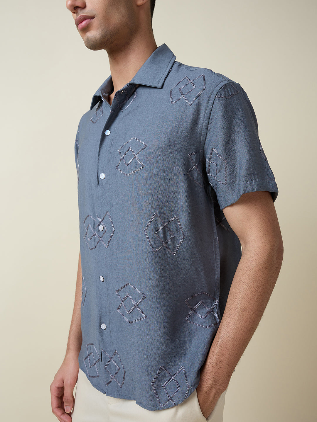 Thomas Scott Men Grey Short Sleeves Spread Collar Oversized Embroidered Shirt