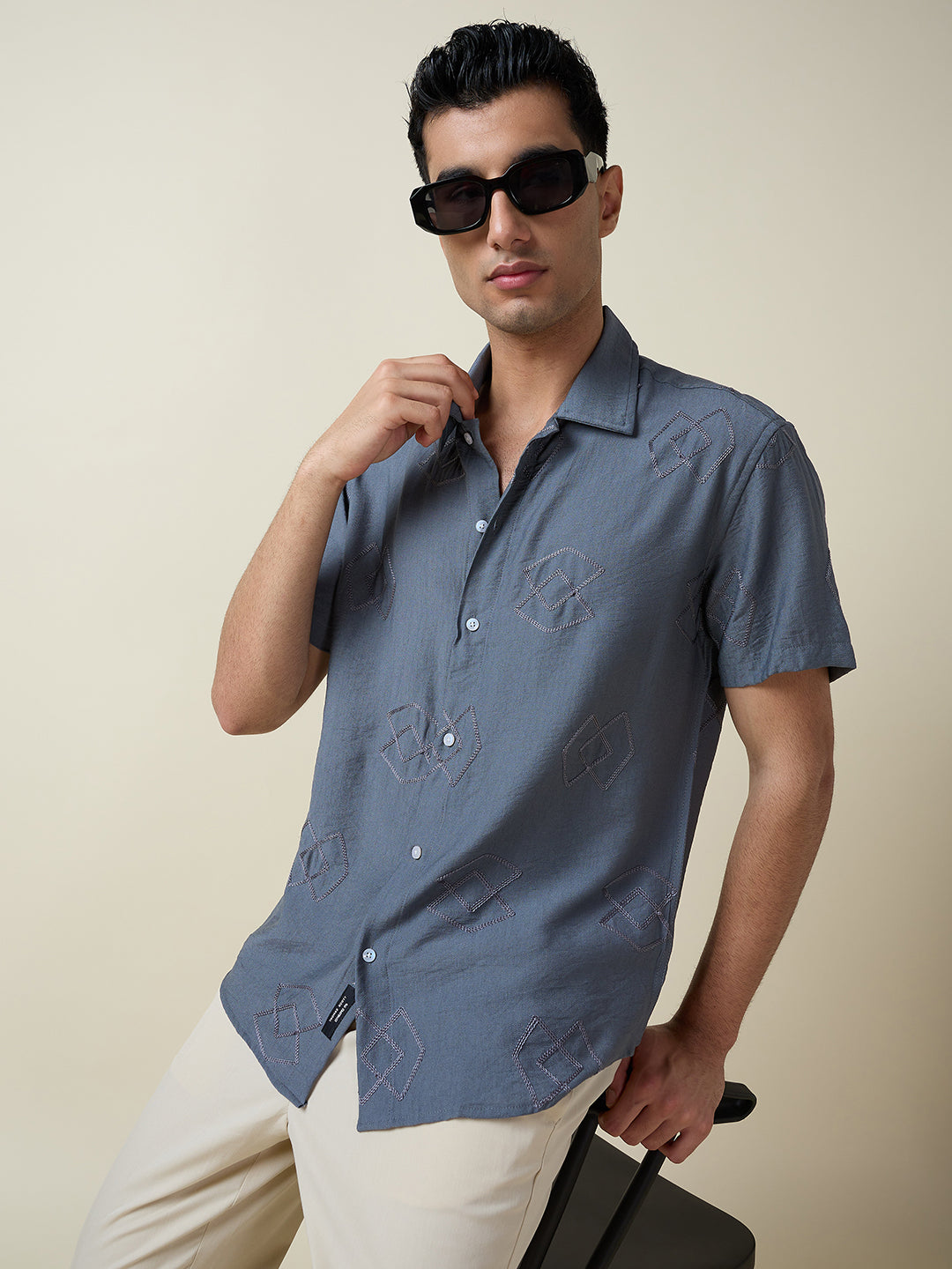 Thomas Scott Men Grey Short Sleeves Spread Collar Oversized Embroidered Shirt