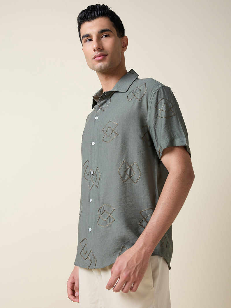 Thomas Scott Men Olive Short Sleeves Spread Collar Oversized Embroidered Shirt