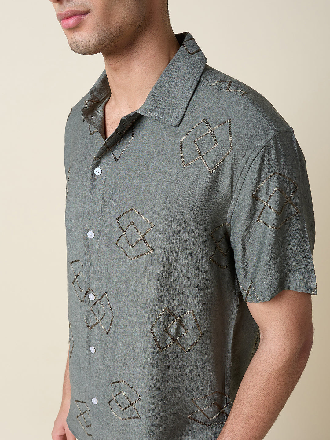 Thomas Scott Men Olive Short Sleeves Spread Collar Oversized Embroidered Shirt