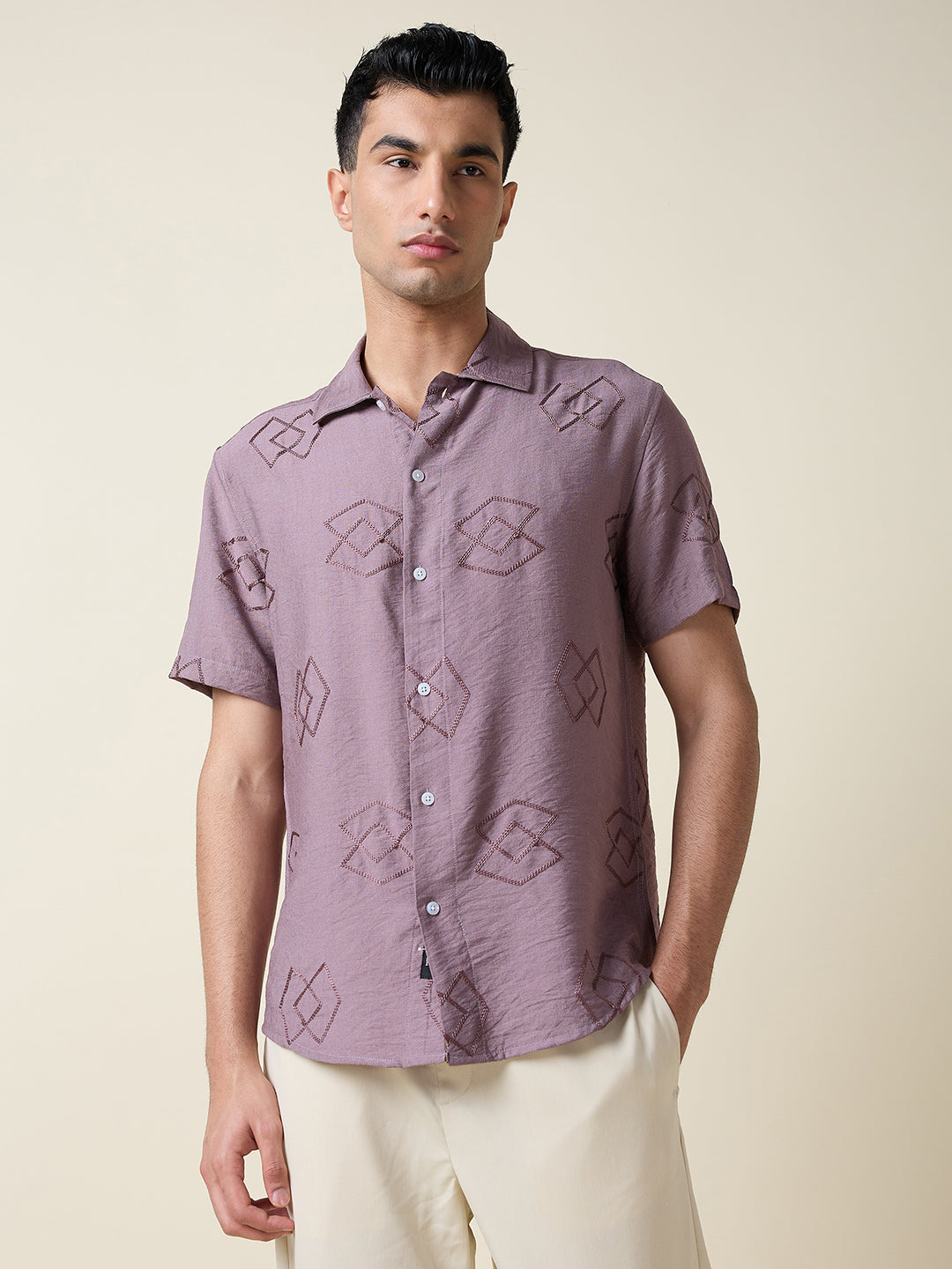 Thomas Scott Men Mauve Short Sleeves Spread Collar Oversized Embroidered Shirt