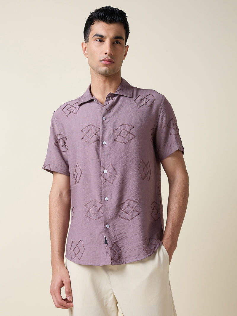 Thomas Scott Men Mauve Short Sleeves Spread Collar Oversized Embroidered Shirt