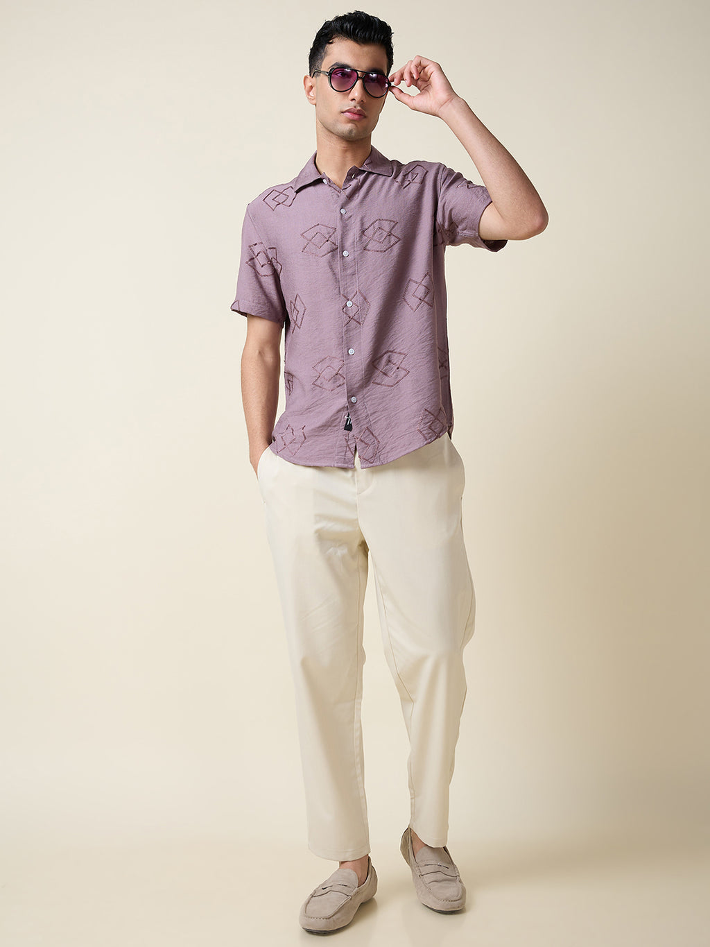 Thomas Scott Men Mauve Short Sleeves Spread Collar Oversized Embroidered Shirt