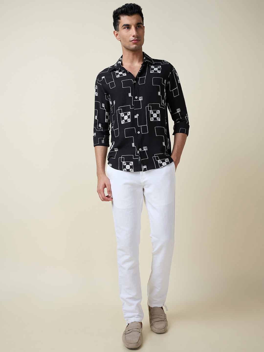 Thomas Scott Men Black Long Sleeves Spread Collar Slim Fit Embroidered Shirt