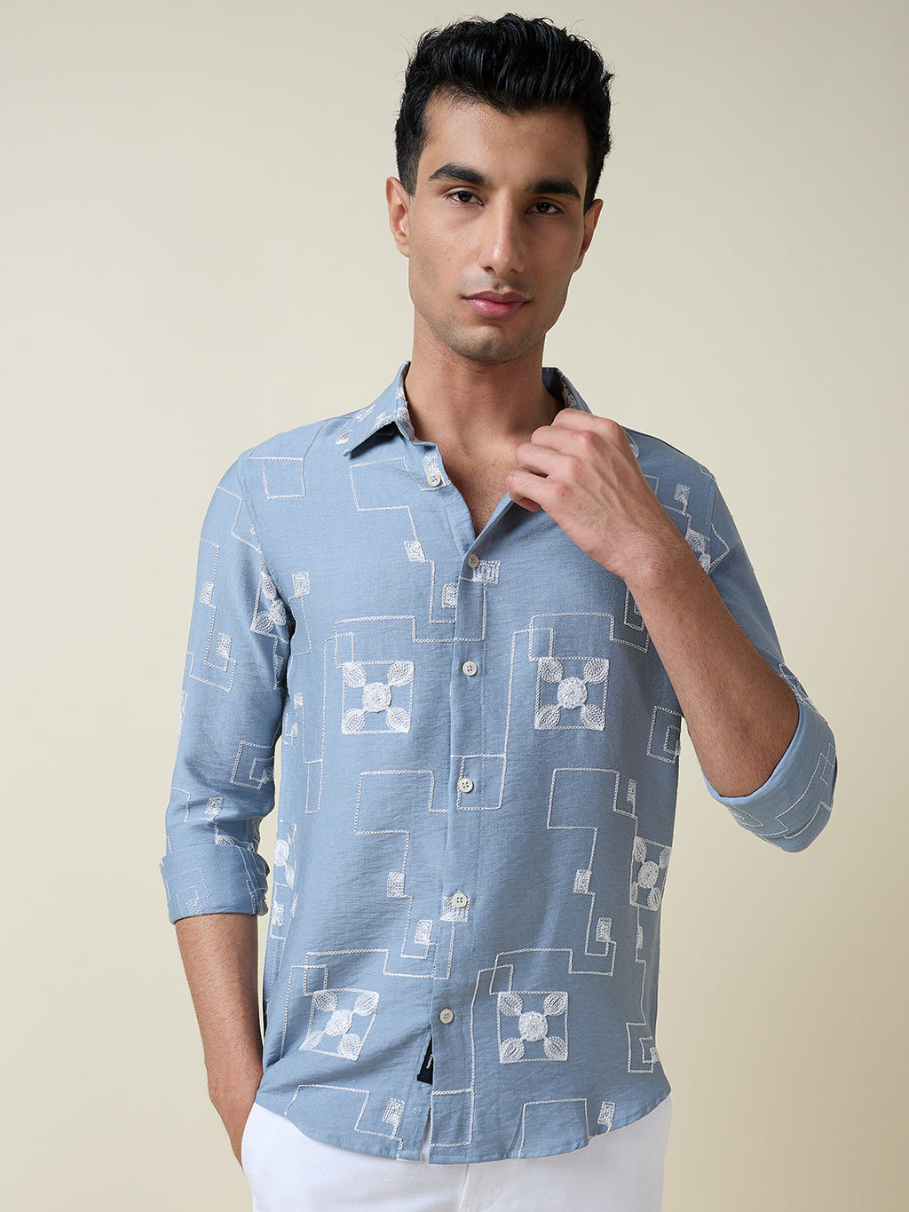 Thomas Scott Men Blue Long Sleeves Spread Collar Slim Fit Embroidered Shirt