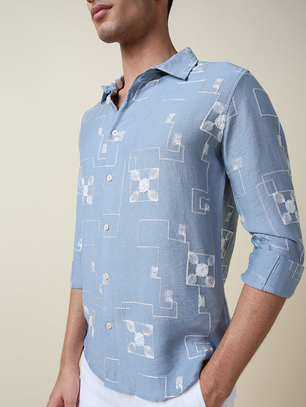 Thomas Scott Men Blue Long Sleeves Spread Collar Slim Fit Embroidered Shirt