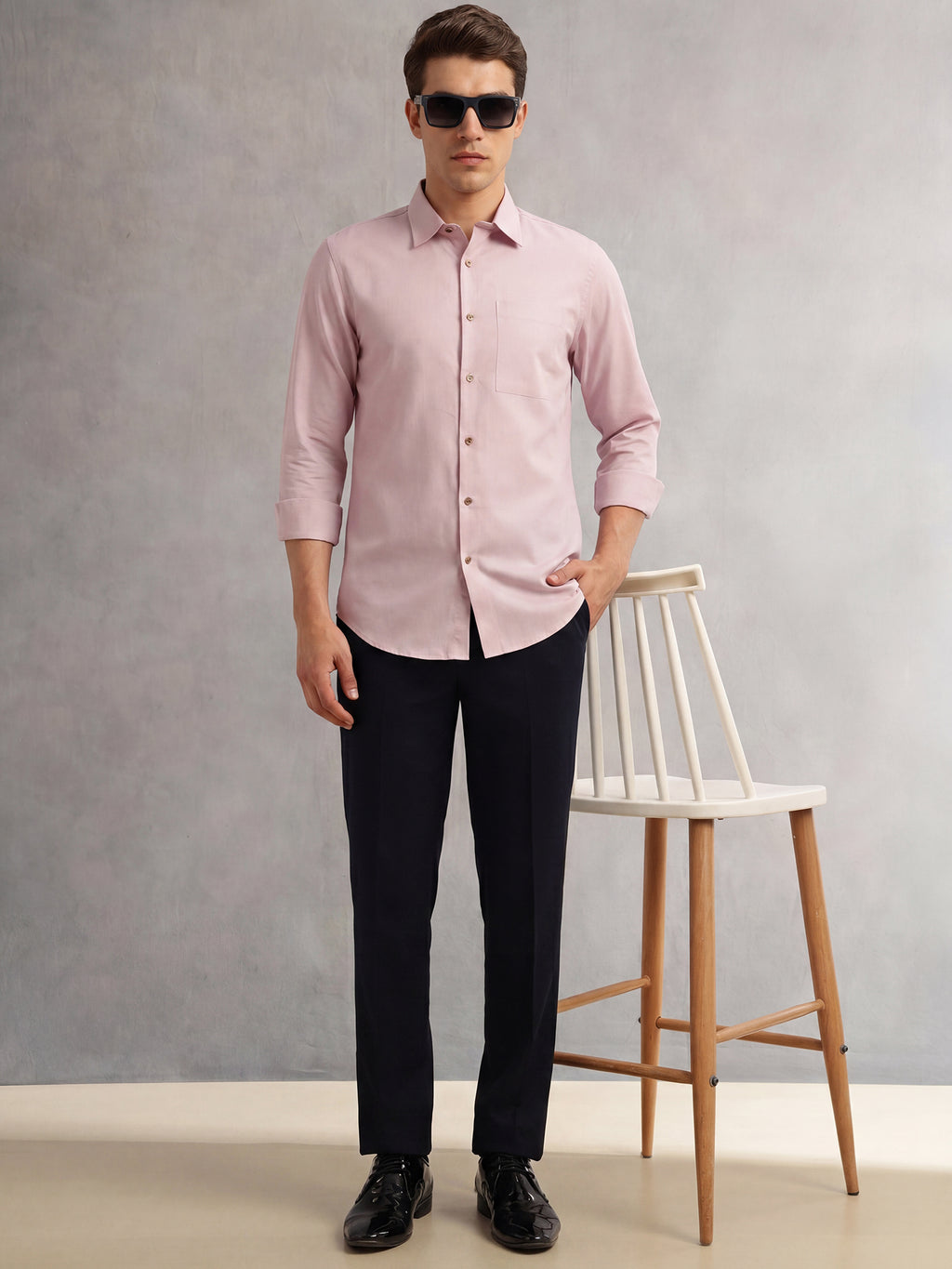 Thomas Scott Men Lilac Premium Regular Fit Long Sleeves Spread Collar Textured 100% Cotton Casual Shirt