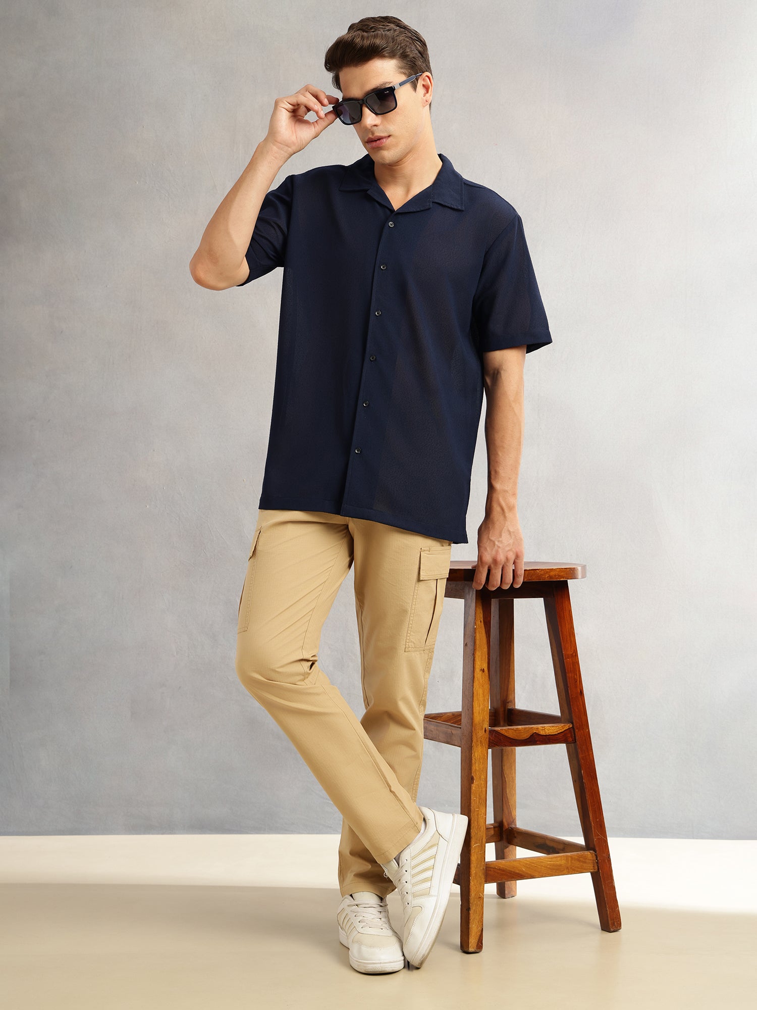 Thomas Scott Men Navy Premium Oversize Fit Short Sleeves Camp Collar Textured Polyester Casual Shirt