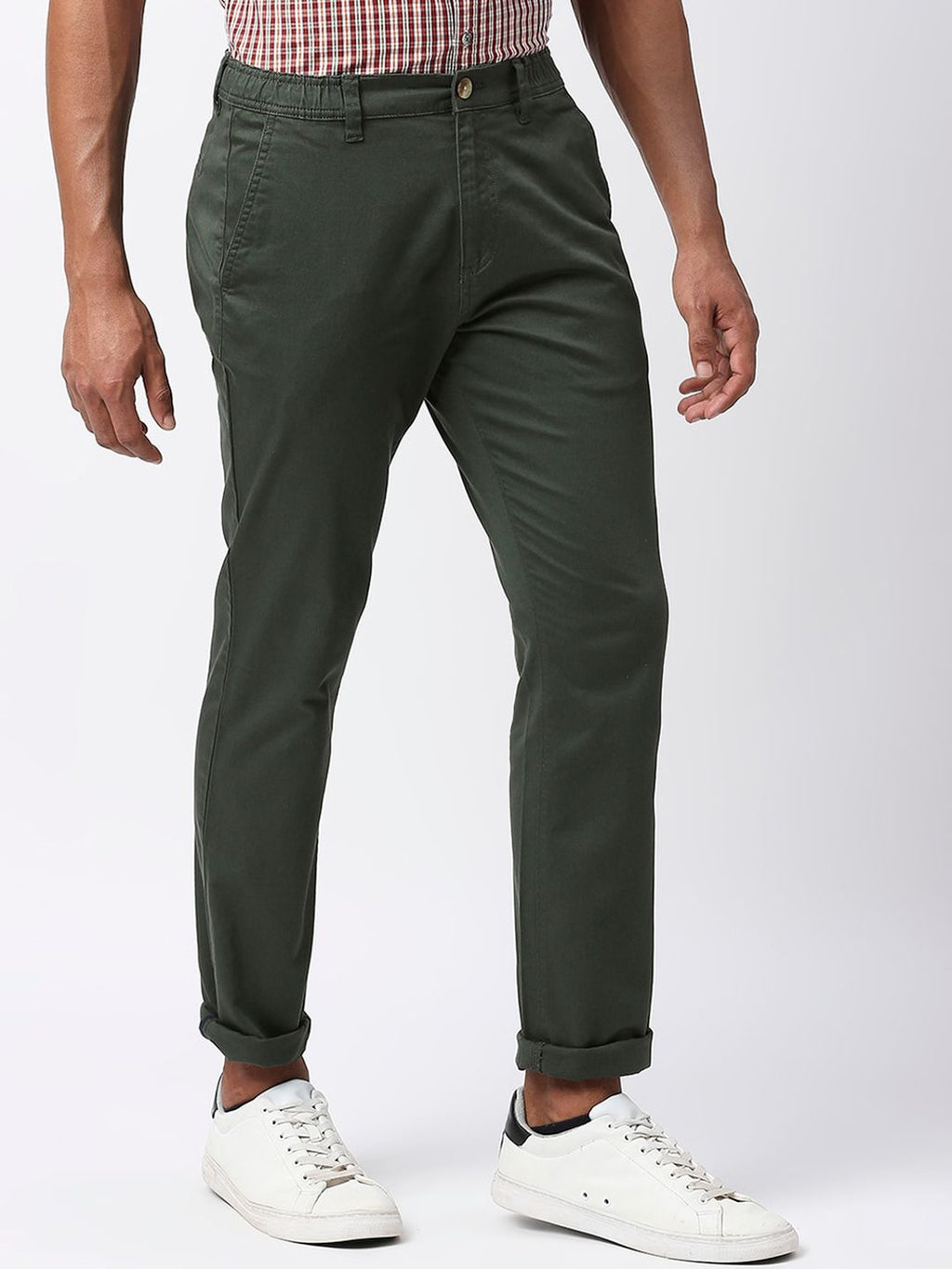 Bottle Green Classic Slim Fit Mid-Rise Woven Chinos Trouser For Men