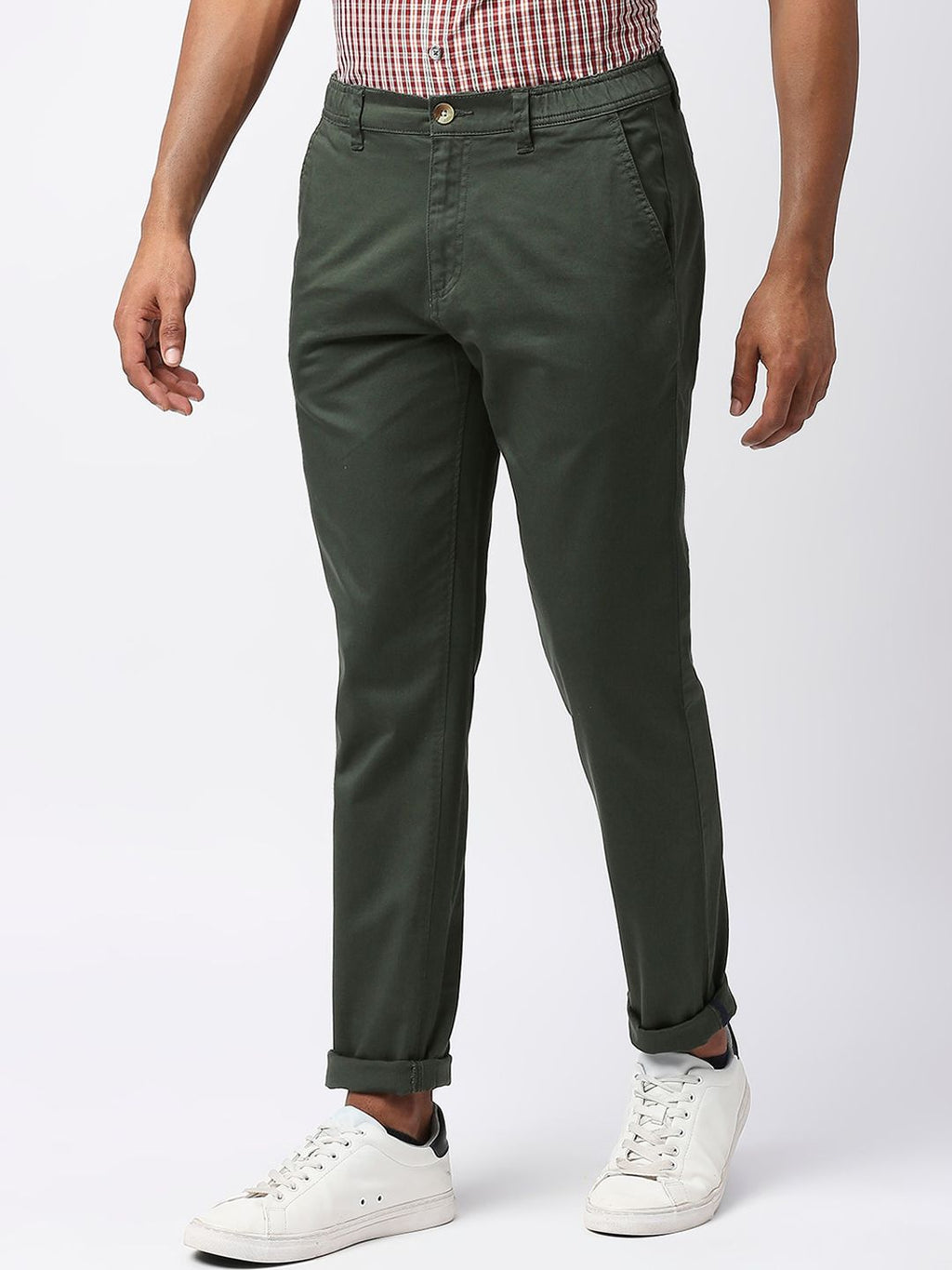 Bottle Green Classic Slim Fit Mid-Rise Woven Chinos Trouser For Men