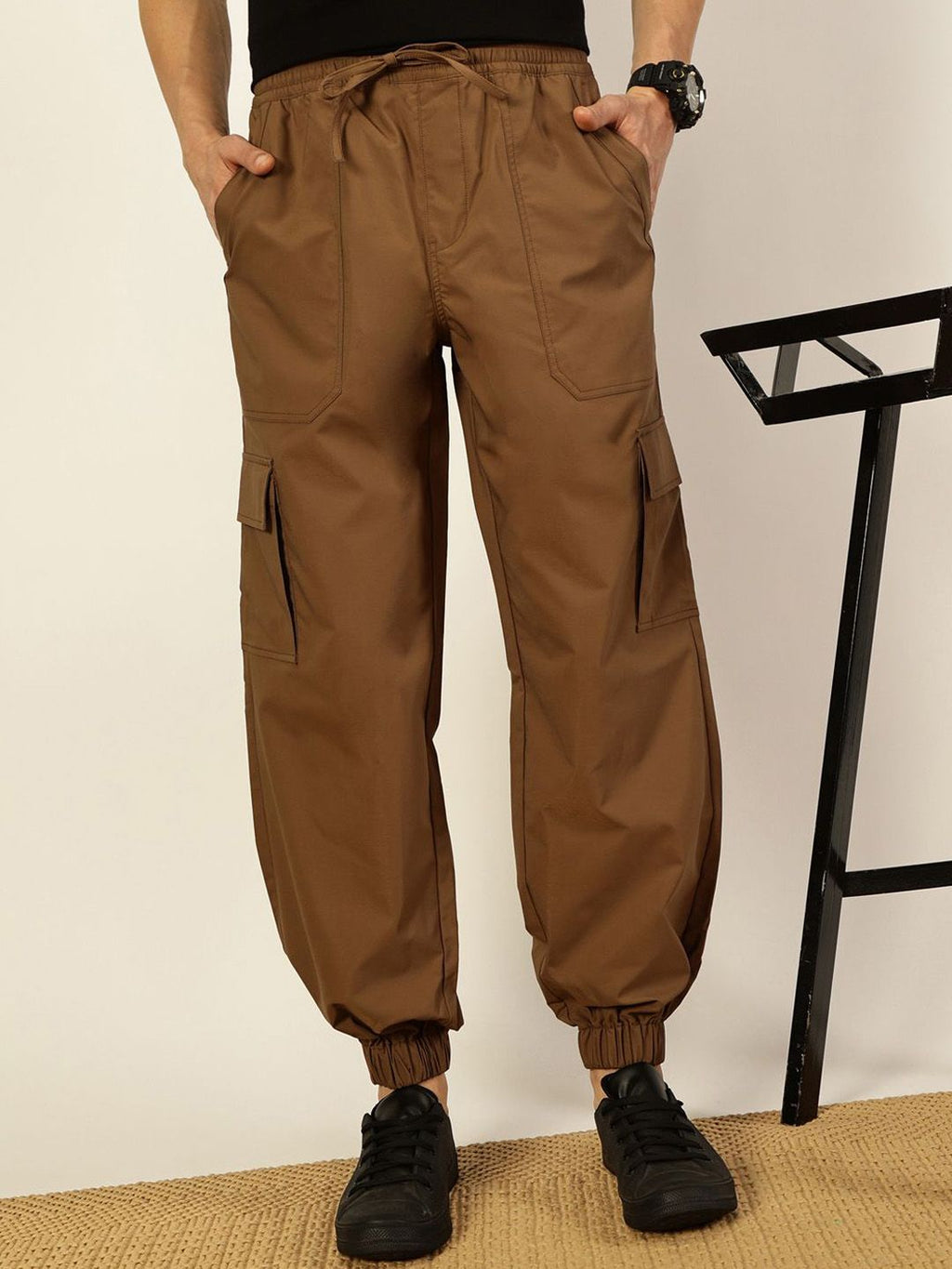 Brown Smart Loose Fit Mid-Rise Easy Wash Solid Woven Cargo Joggers For Men