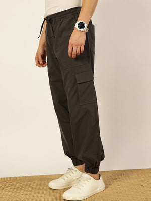 Dark Grey Smart Loose Fit Mid-Rise Easy Wash Solid Woven Cargo Joggers For Men