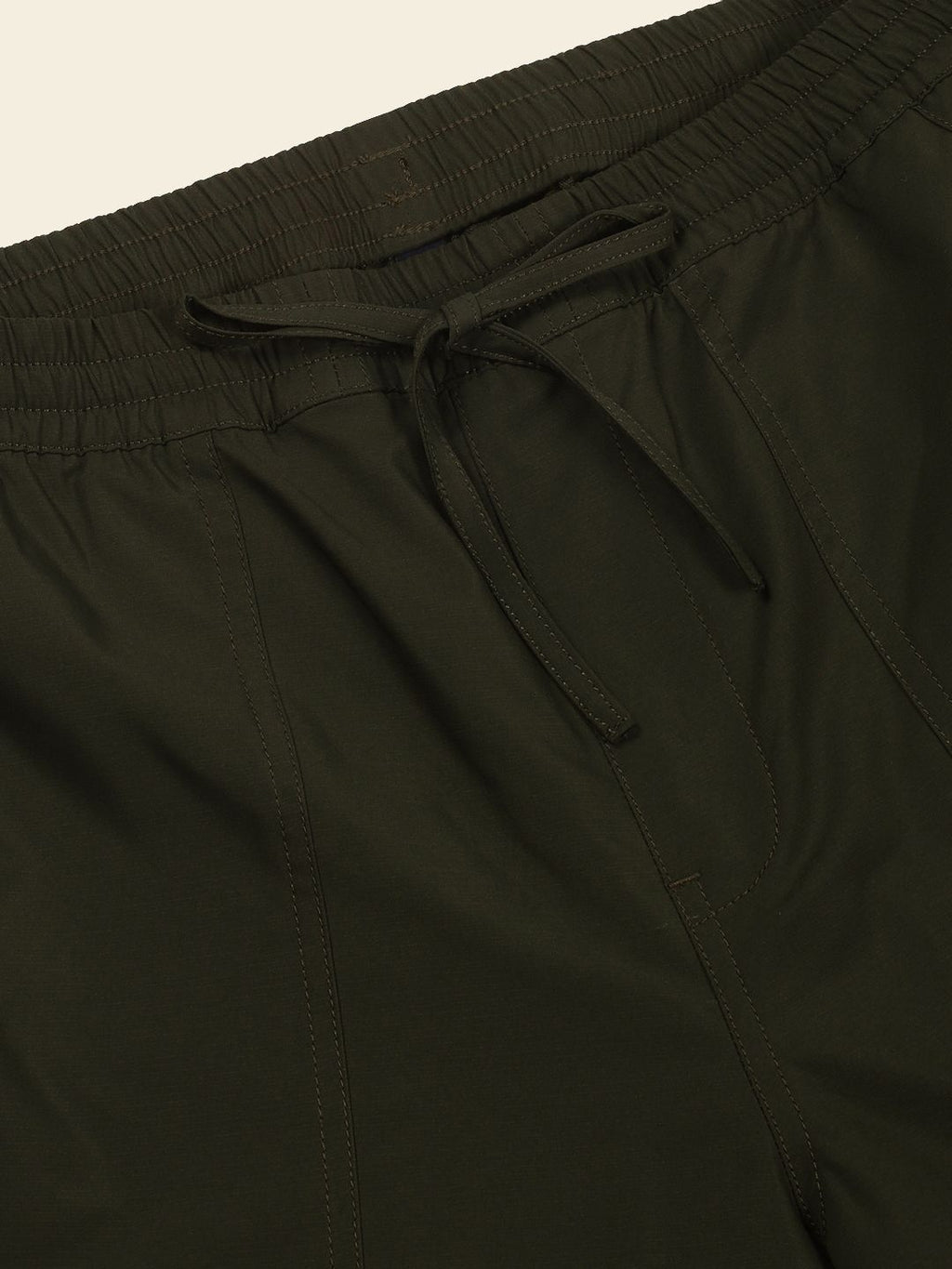 Olive Smart Loose Fit Mid-Rise Easy Wash Solid Woven Cargo Joggers For Men