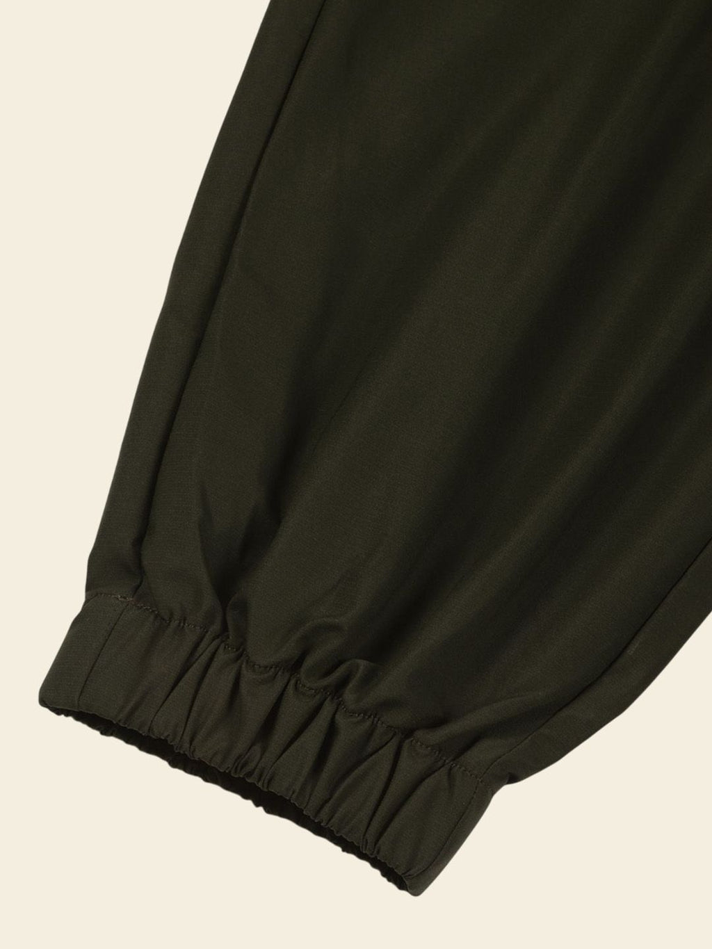 Olive Smart Loose Fit Mid-Rise Easy Wash Solid Woven Cargo Joggers For Men
