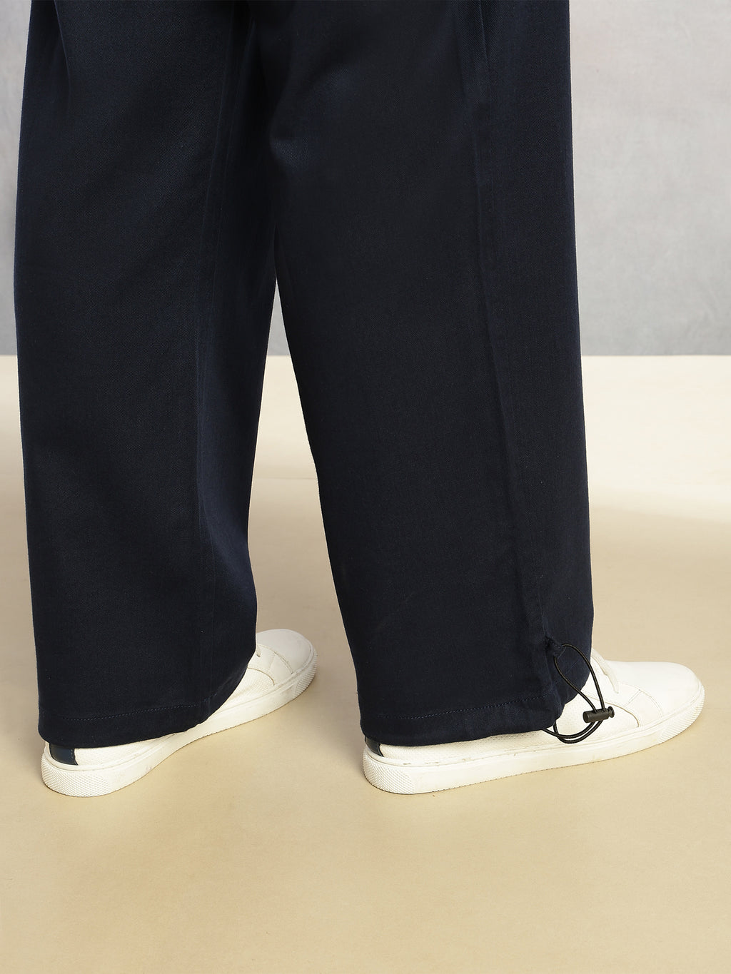 Thomas Scott Men Navy Regular Fit Mid-Rise Solid Woven Trousers with Drawstring Closure & Four Pockets