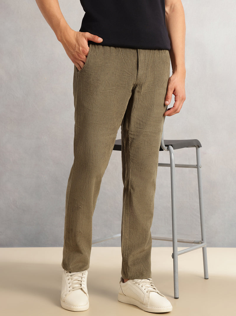 Thomas Scott Men Mint Regular Fit Mid-Rise Textured 4-Pockets Design Corduroy Trouser