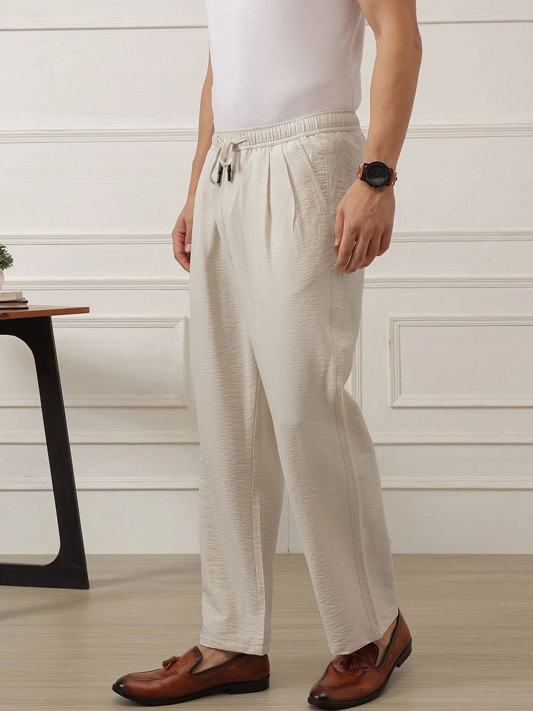Natural Smart Straight Fit Mid-Rise Pleated Woven Trouser For Men