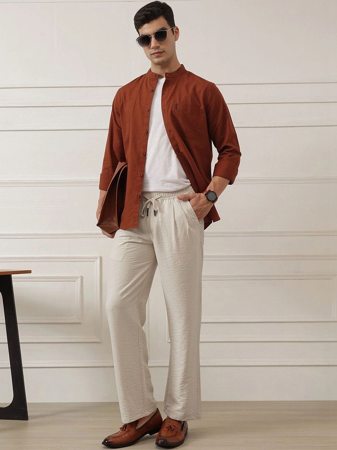 Natural Smart Straight Fit Mid-Rise Pleated Woven Trouser For Men