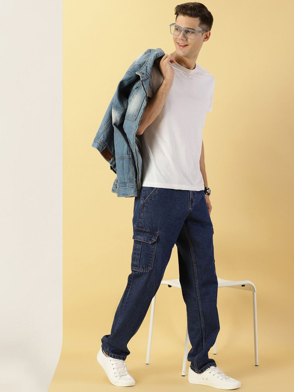 Thomas Scott Men Loose Relaxed Fit Mid-Rise Clean Look Cotton Jeans