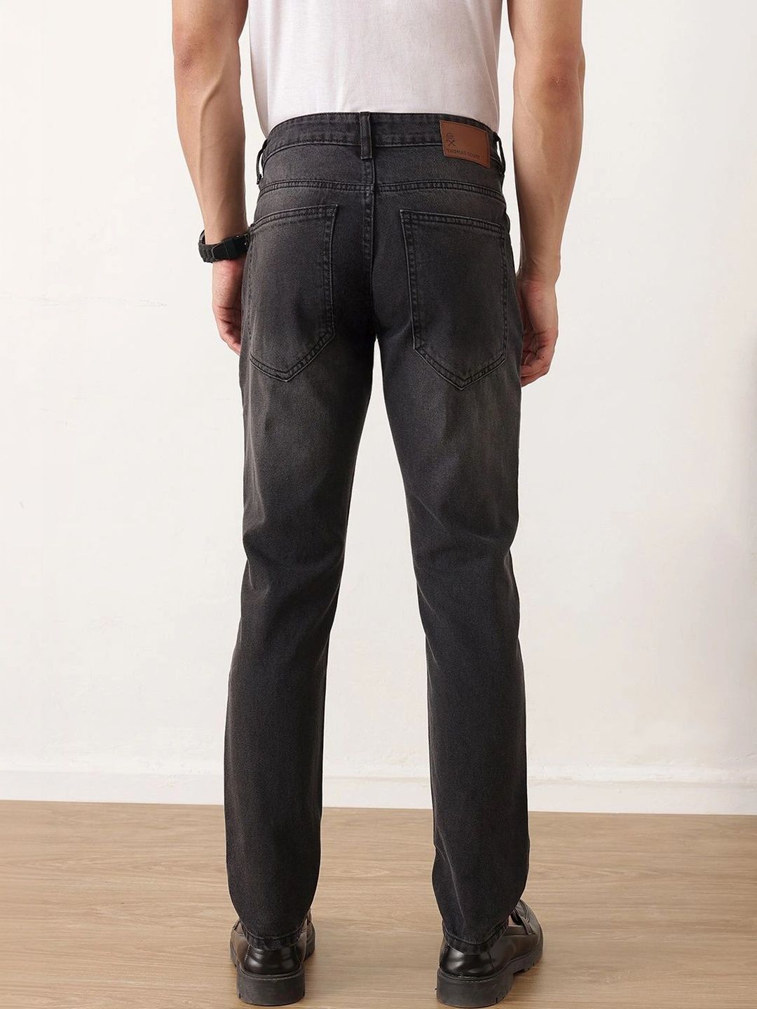 Dark Black Smart Slim Fit Mid-Rise Dark Shade Clean Look Non Stretchable Jeans For Men