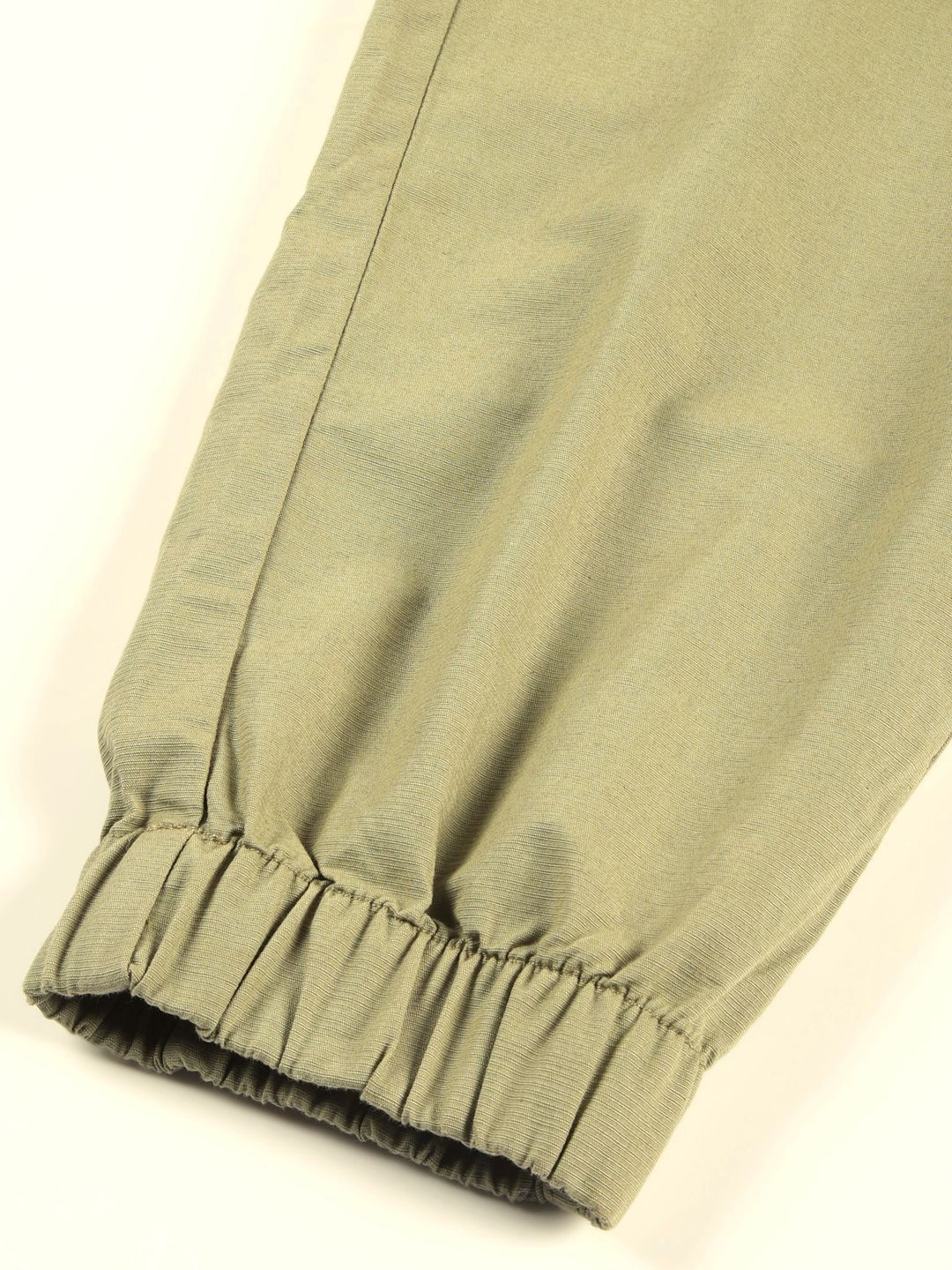 Olive Slim Fit Mid-Rise Solid 6 Pockets Woven Cargo Joggers For Men